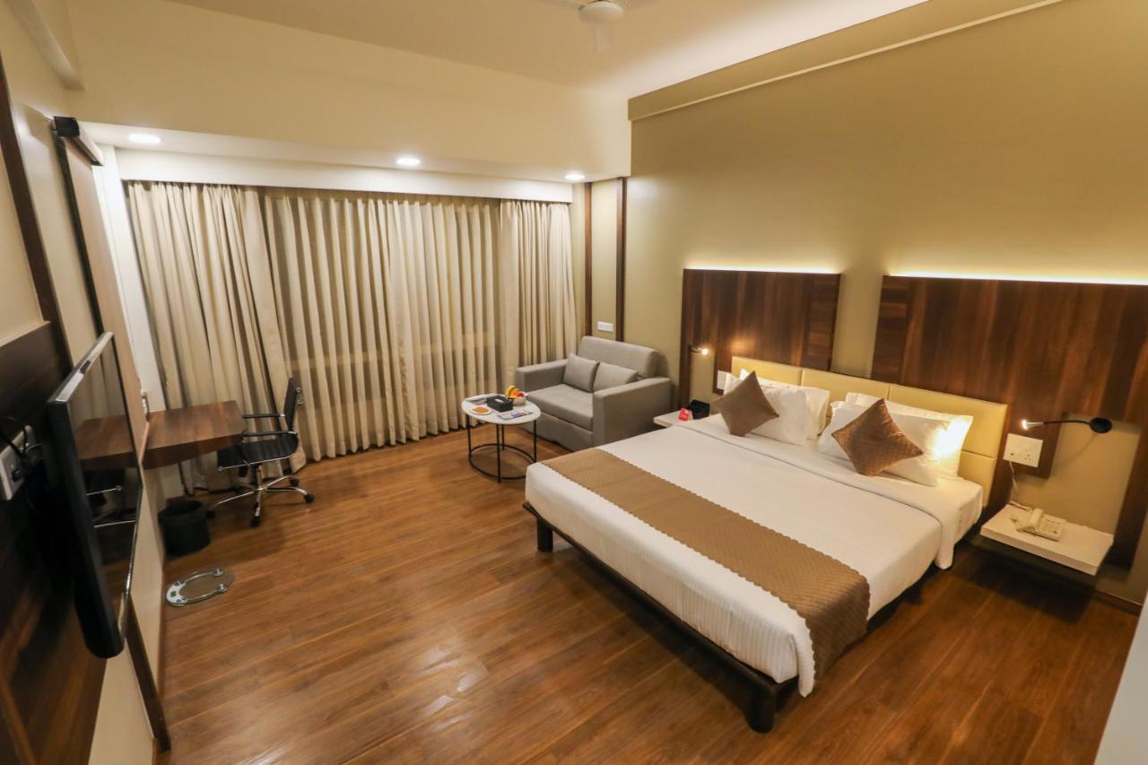 Spree Hotel Aurangabad Kültér fotó